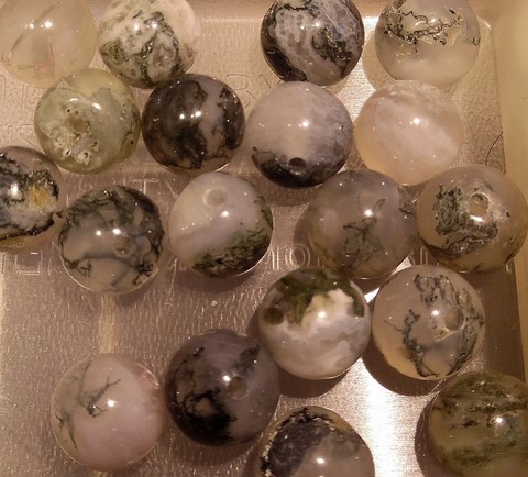 Perles Minéraux Agate mousse 8,3mm