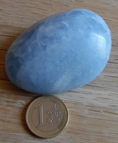 Galet Calcite bleue