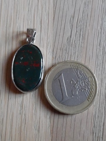 Pendentif Jaspe sanguin Héliotrope