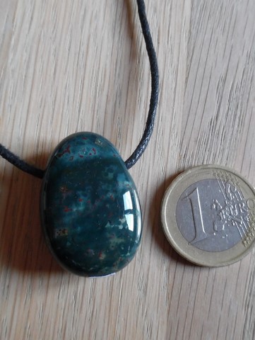 Pendentif Jaspe sanguin Héliotrope