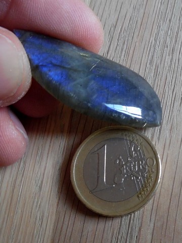 Cabochon Labradorite