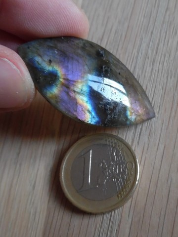 Cabochon Labradorite