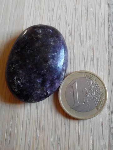 Galet Lépidolite