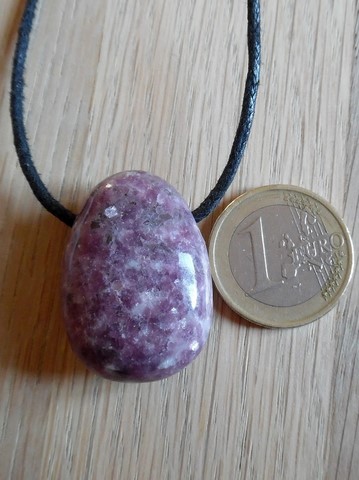 Pendentif pierre percée Lépidolite