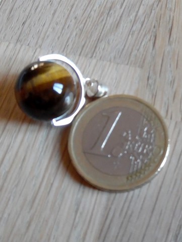 Pendentif boule oeil de tigre