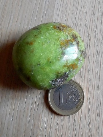Galet opale verte