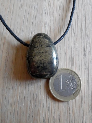 Pendentif pierre percée Pyrite de fer