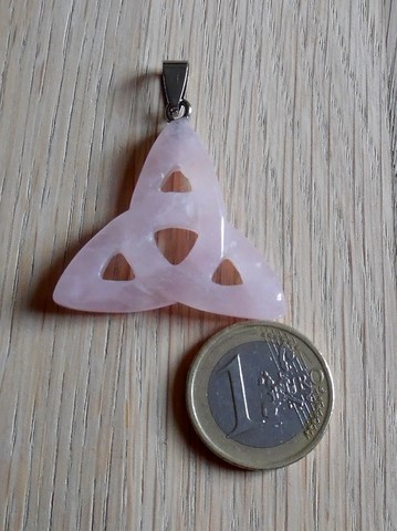 Pendentif triquetra Quartz rose