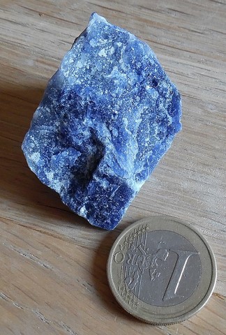 Sodalite brute