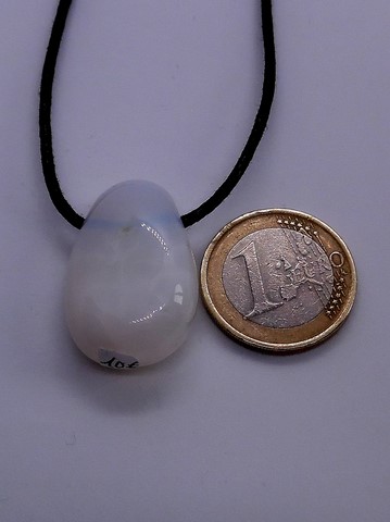 Pendentif pierre percée Opale blanche