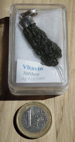 Pendentif Moldavite