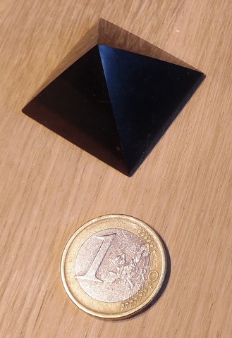 Pyramide Shungite