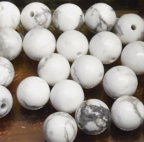 perles howlite 8,6mm