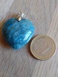 Pendentif coeur Apatite bleue