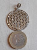 Pendentif fleur de vie