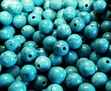 Perles Minéraux Howlite teintée 6,2mm